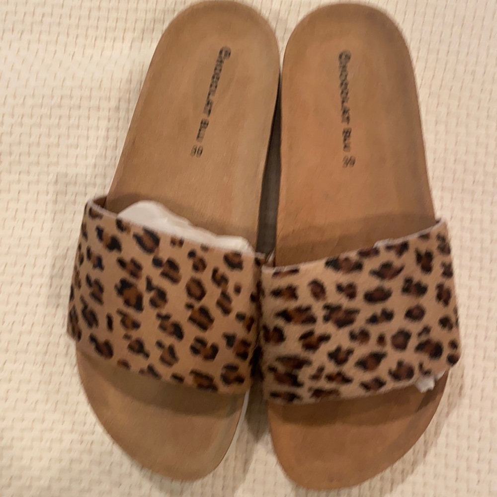 NWT slide sandal animal print